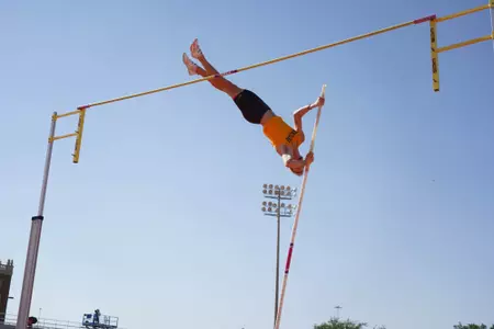 Nate Butler Vaulting at the TAMU invite