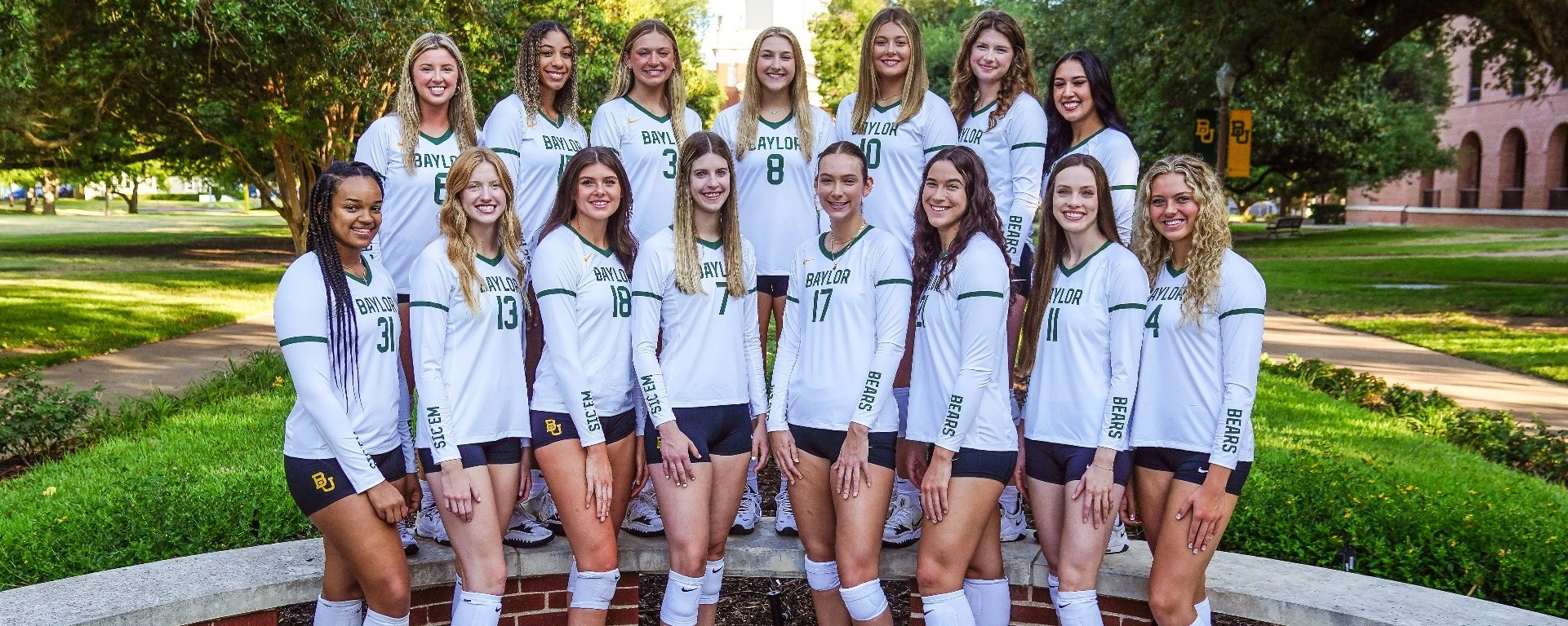 2022 VOLLEYBALL TEAM