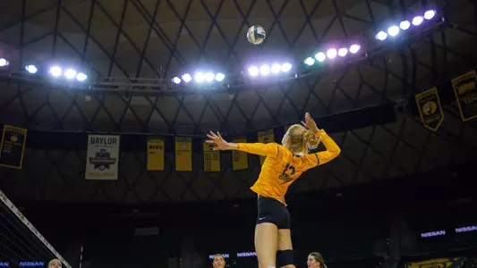 Riley Simpsons goes for an attack against the Horned Frogs.