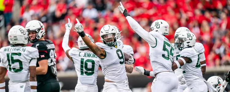 Defense celebrates a takeaway at Cinci 2023