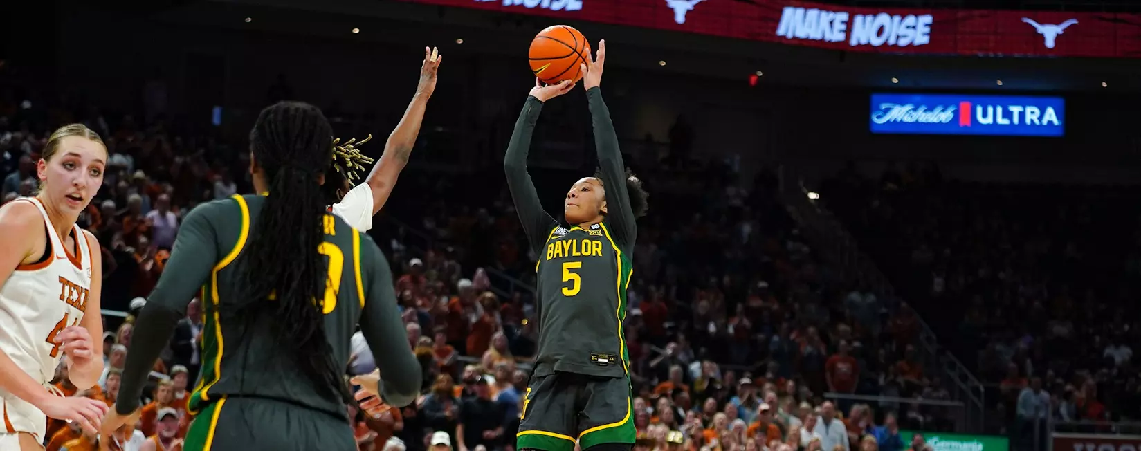 Buggs jumper vs. Texas