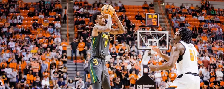 Jalen Bridges shoots the three against Oklahoma State