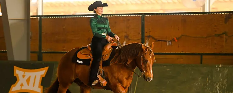 Nadalee Vasquez competes in a Horsemanship ride in 2023