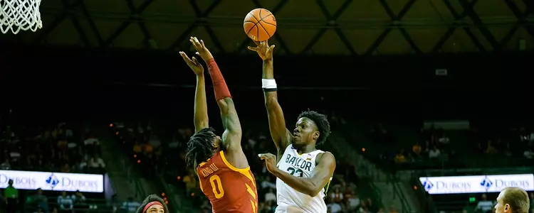 Jonathan Tchamwa-Tchatchoua shoots a jumper