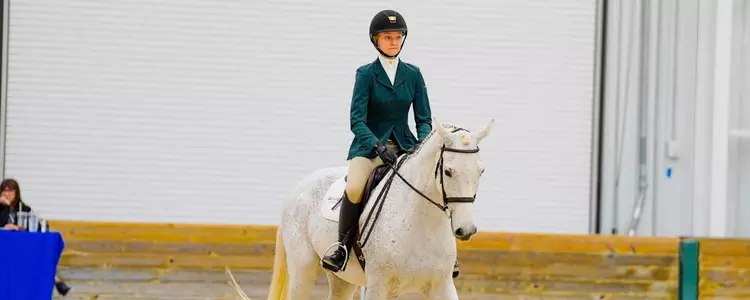 Maddie Vorhies rides in Flat at Nationals 2023