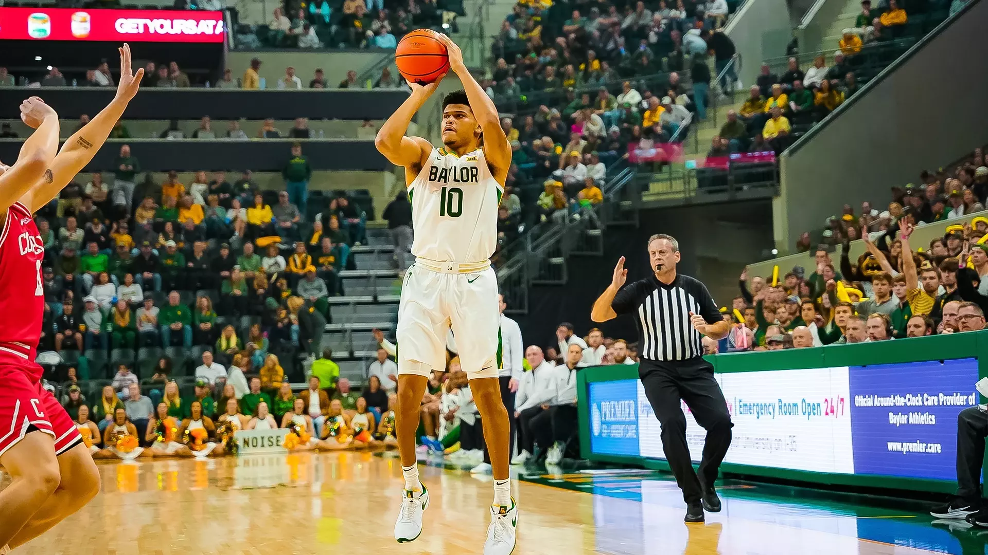 Inaugural Game - RayJ Dennis shoots