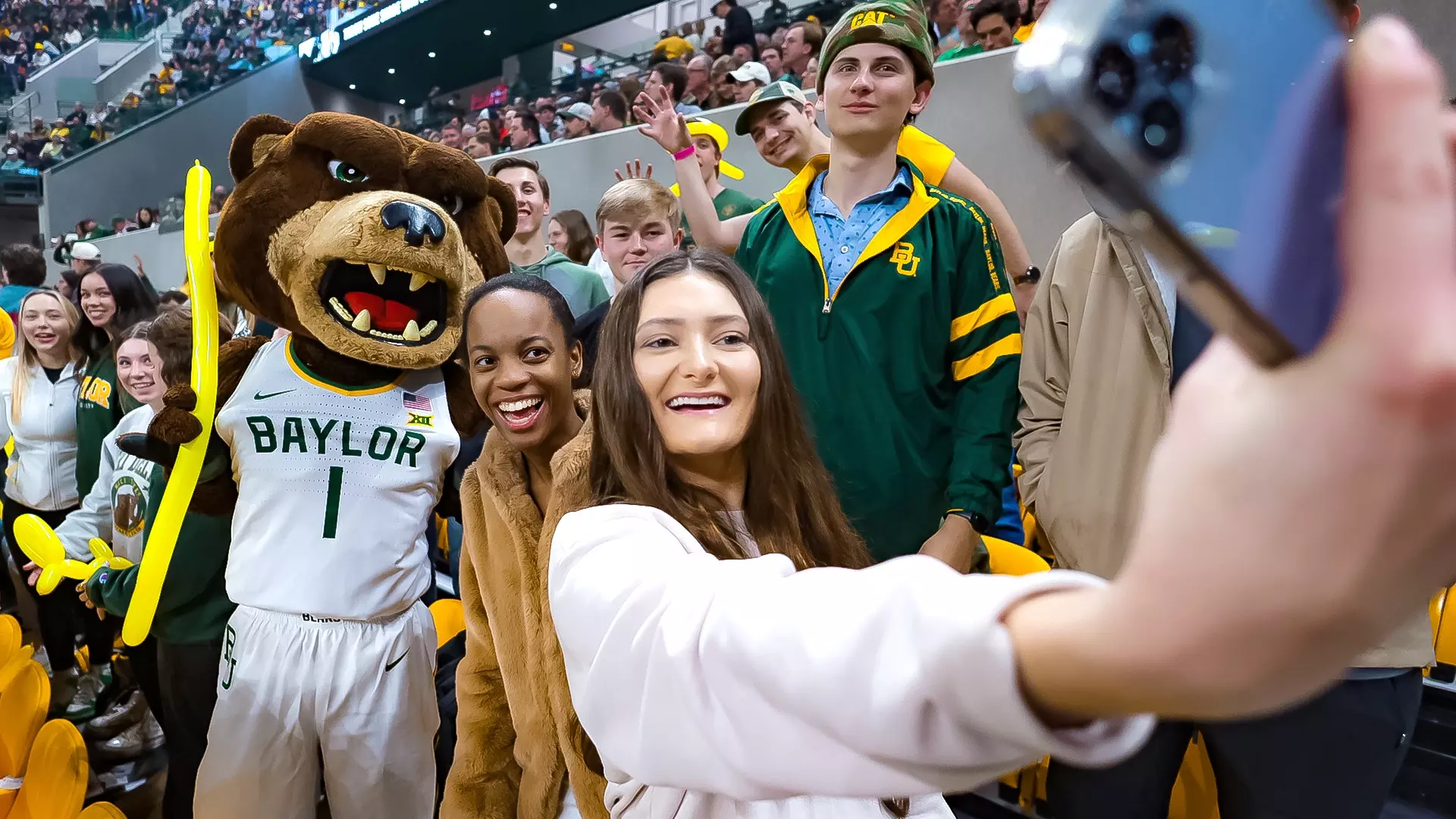 Inaugural Game - Students with Bruiser