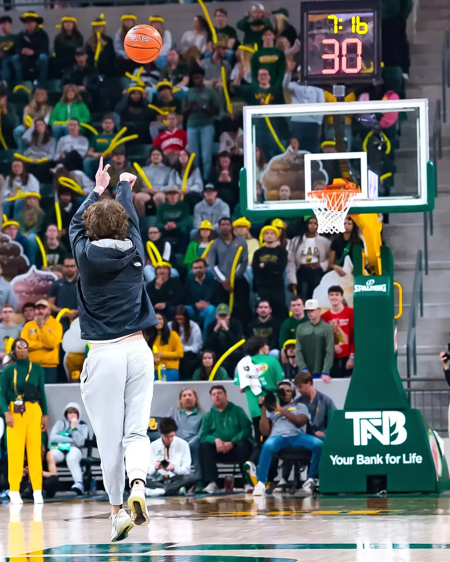 Inaugural Game - Halftime contest