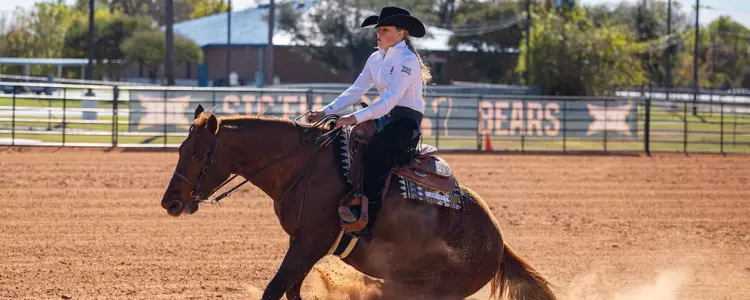 Isabella Hehr on Penny