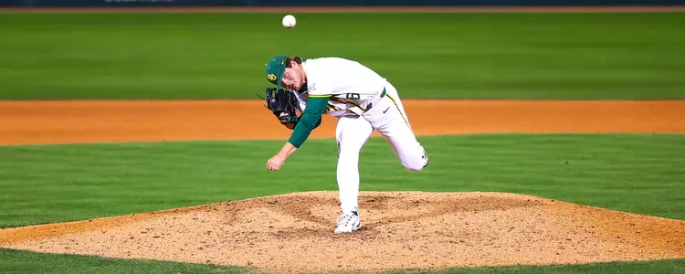 Ethan Calder pitching against Texas Tech 2024