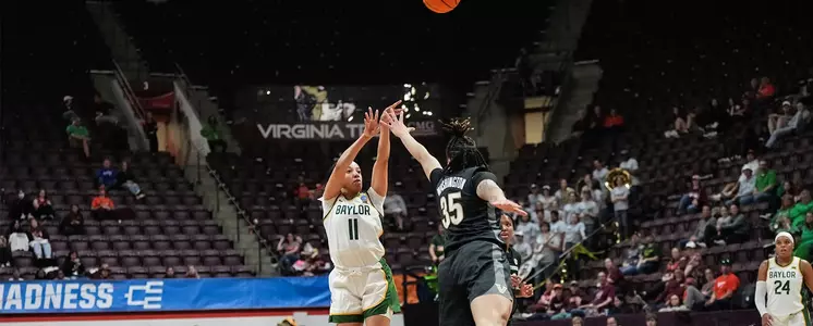 Jada Walker shoots the three against Vanderbilt