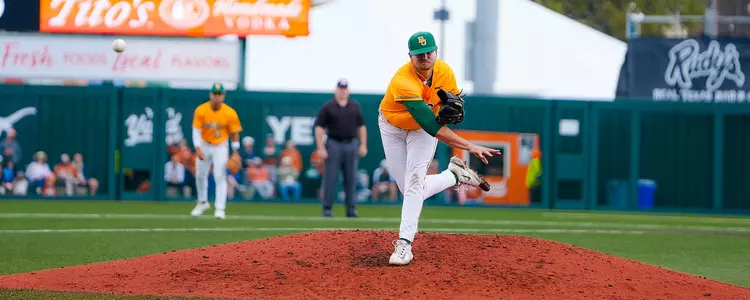 Drew Leach pitching at Texas 2024