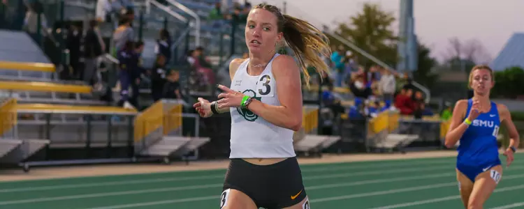 Rachel Hickey running at Clyde Hart Classic 2024