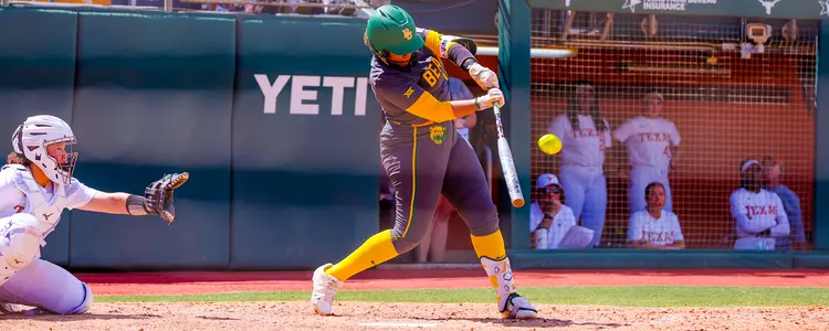 Shaylon Govan hitting a home run against Texas