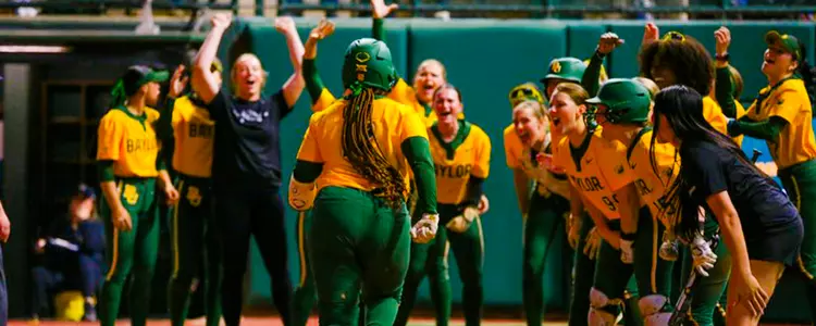 Shaylon Govan home run celebration with team