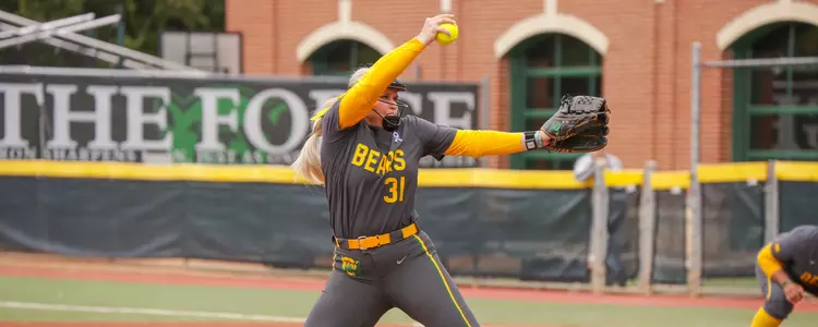 RyLee Crandall pitching against Iowa State