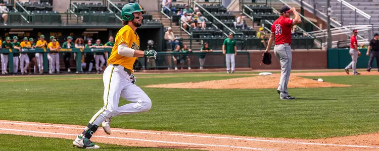 Hunter Teplanszky baserunning vs UIW 2024