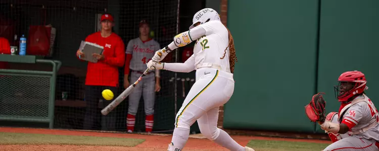 Shaylon Govan hitting a home run against Houston