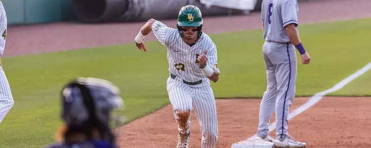 Ty Johnson scores from third vs Tarleton 2024