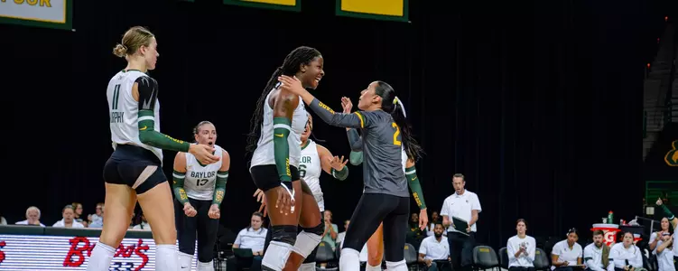 Briseño and Bibinbe celebrate