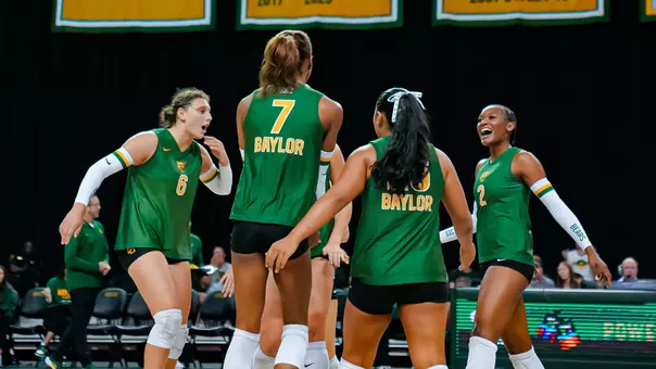 Team Huddle after Point vs Houston