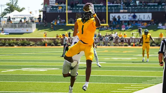 Michael Trigg one-handed catch vs K-State 2025