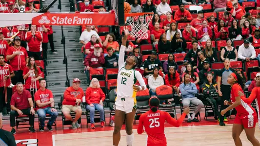 Kyla Abraham layup at UNLV