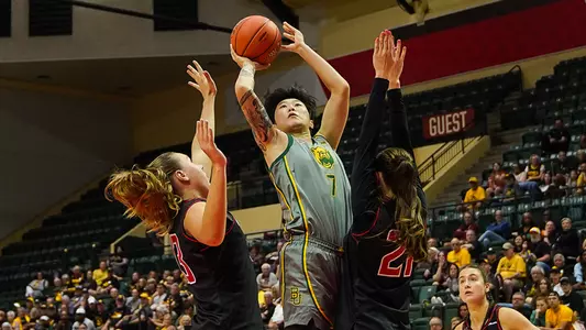 Yuting Deng pullup vs Davidson