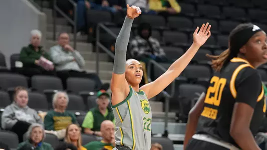 Bella Fontleroy makes 3-pointer vs Grambling State 2025