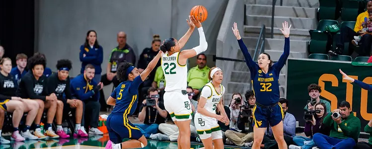 Fontleroy shoots 3 against WVU