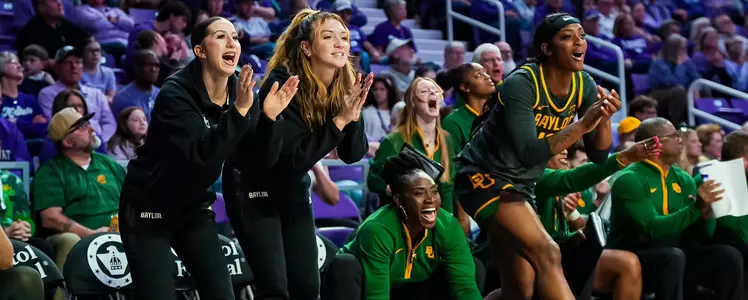 Bench celebrates at Kansas State