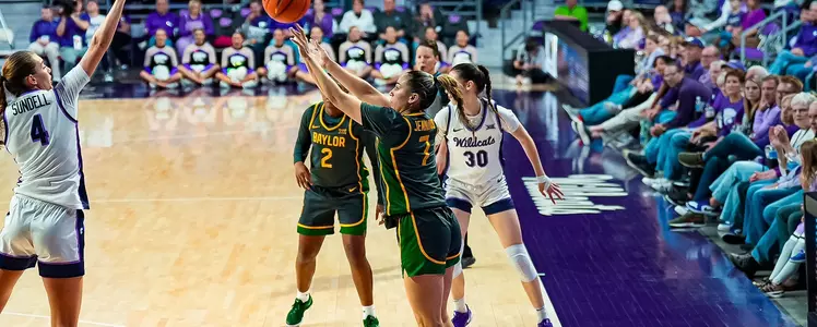 Waiz shoots the three at KSU