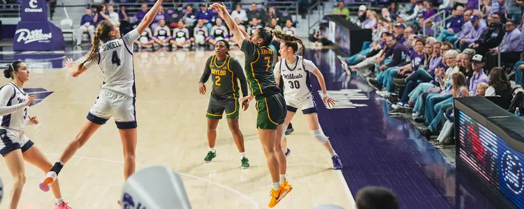 Waiz 3-pointer at K-State