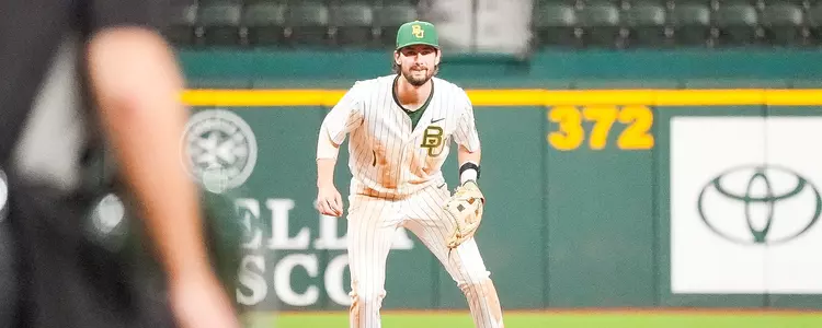 Hunter Teplanszky fielding at Globe Life Field 2025