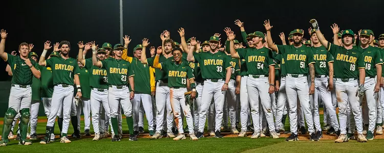 Baylor Baseball team sic em 2025