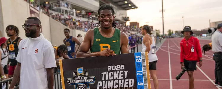 De'montray Callis Ticket Punch