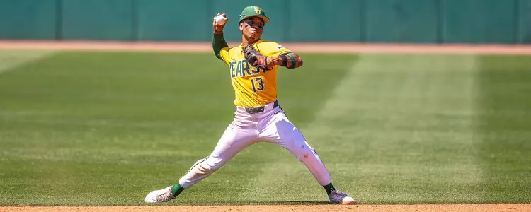 Tyriq Kemp playing shortstop 2025