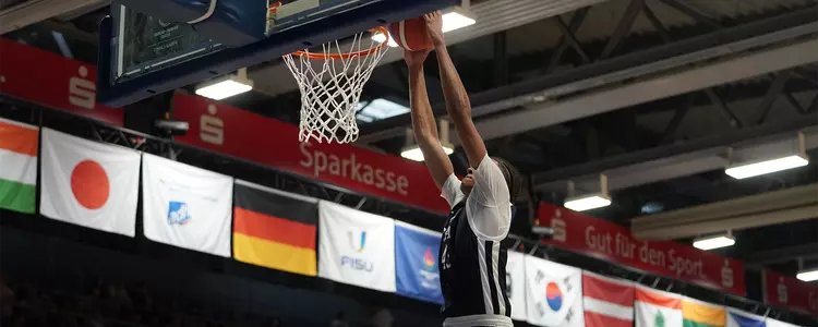 Cam Carr Dunk FISU World University Games
