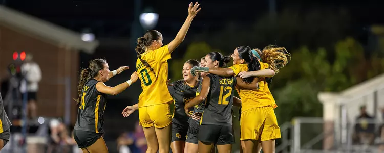 Soccer celebrates in 2-0 win over No. 17 Mississippi State