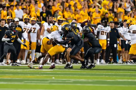 Swarming defense