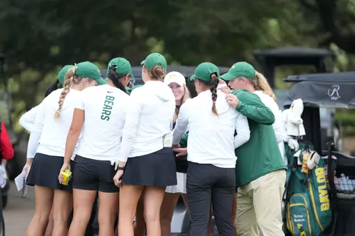 Women's Golf Huddle