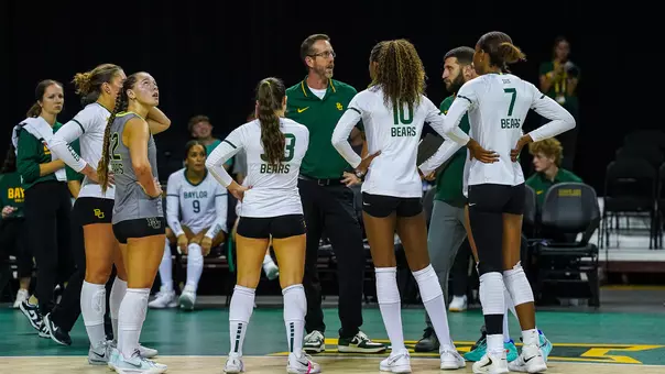 Baylor Huddles during a CHallenge against UTEP in 2026