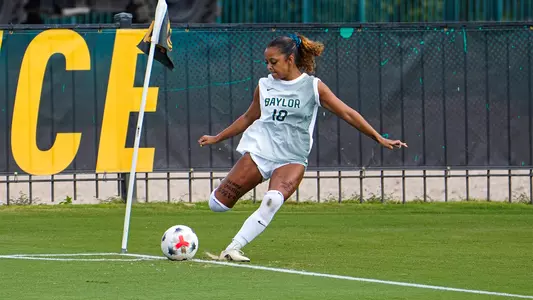Aryanna Jimison takes corner kick vs Cincinnati