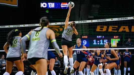 Bela Haggard Tipped Ball against Arizona in 2026