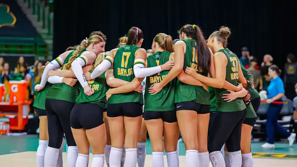 Baylor Huddles Before Match with UCF in 2026