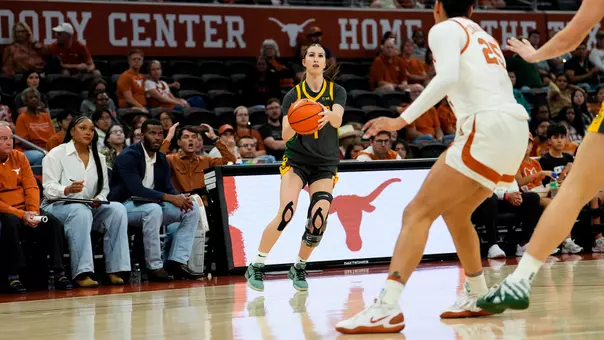 Ines Goryanova 3-pointer at Texas in exhibition 2026