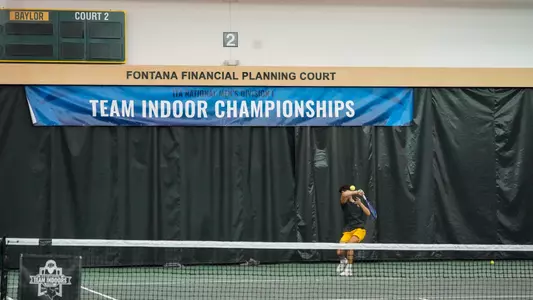 Arman Zamani practices before hosting ITA Indoor Championships