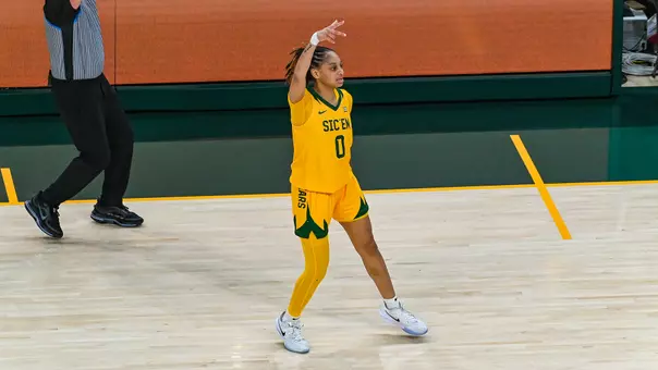 Taliah Scott 3-point Celebration