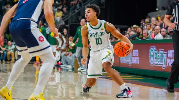 Isaac Williams IV against Arizona