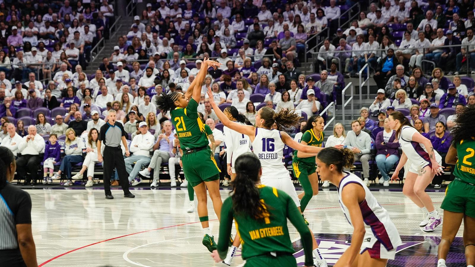 Marcayla Johnson jumper at TCU